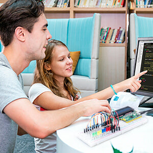Learn electronics and programming with Thales Kit