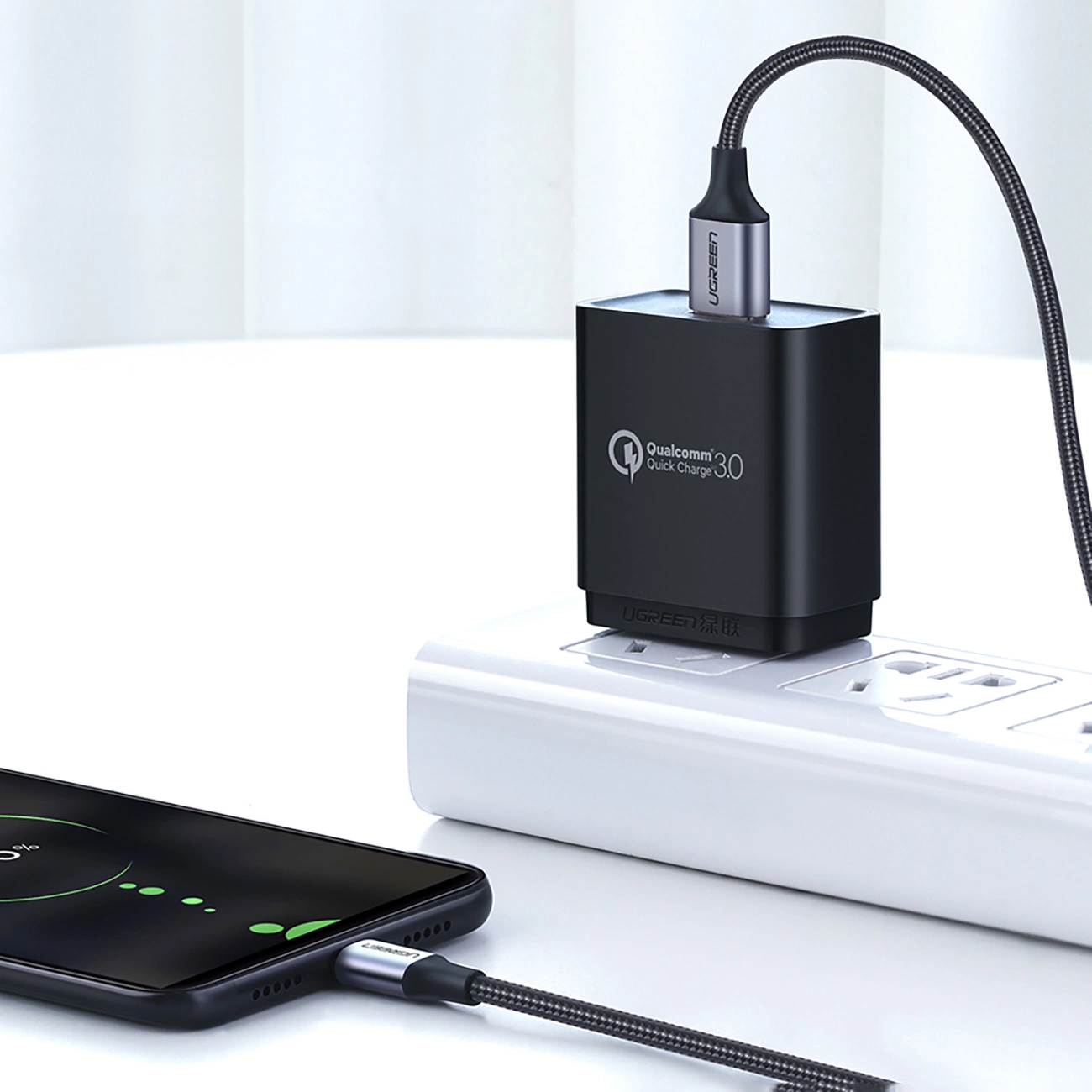 The phone is connected to charging using the Ugreen US290 cable