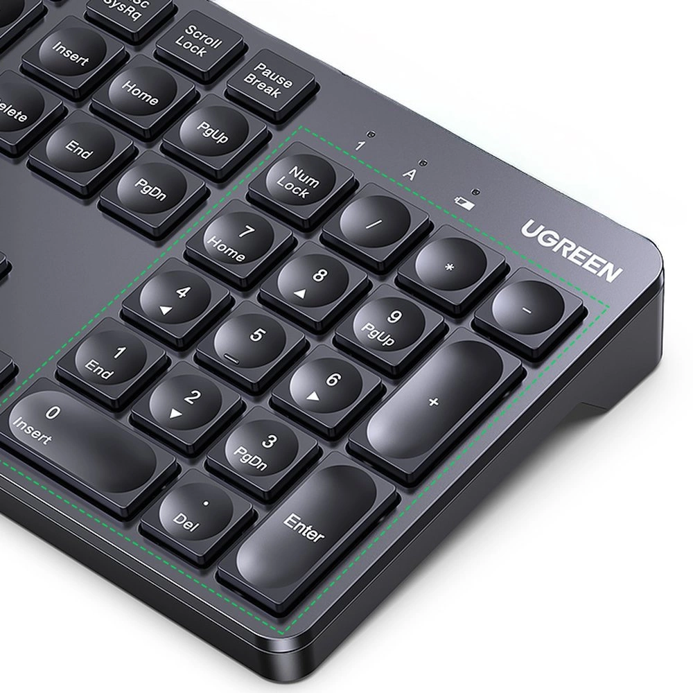 Close-up of the numeric buttons of the Ugreen KU004 wireless keyboard