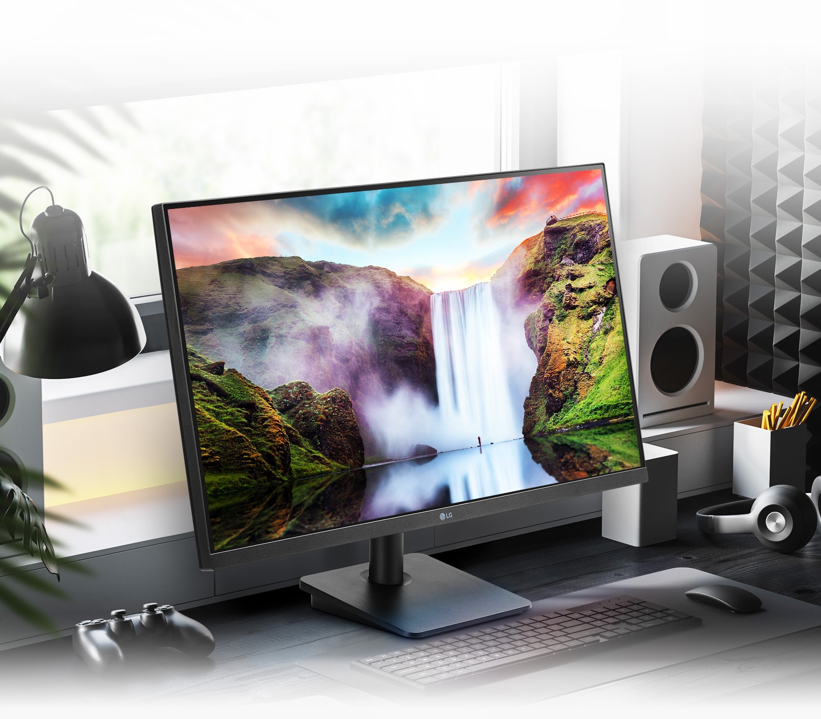 LG IPS Full HD panel showing vivid colors at wide angles