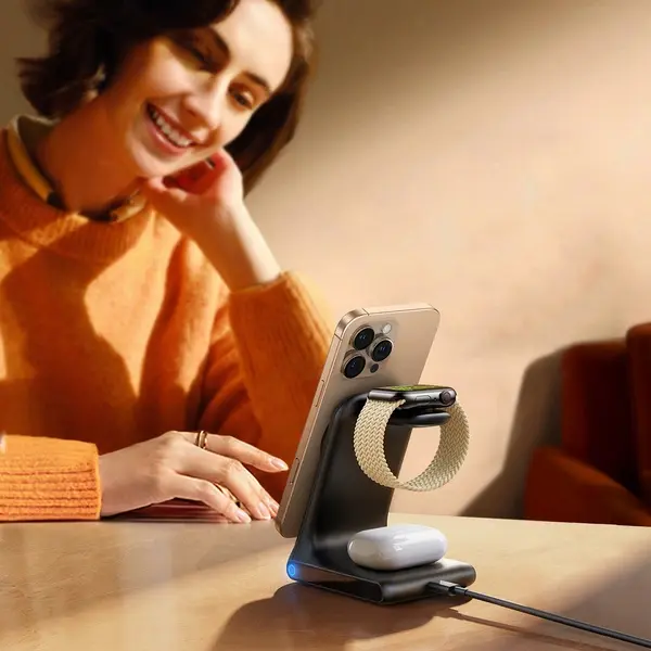 Joyroom JR-W15 MagSafe magnetic phone charging position