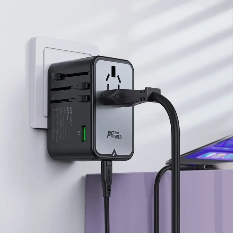 Acefast Z1 multi-port USB-C and USB-A charging