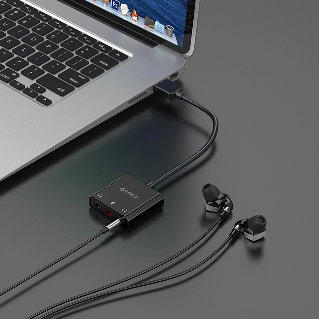 Orico SKT3 external USB sound card in use