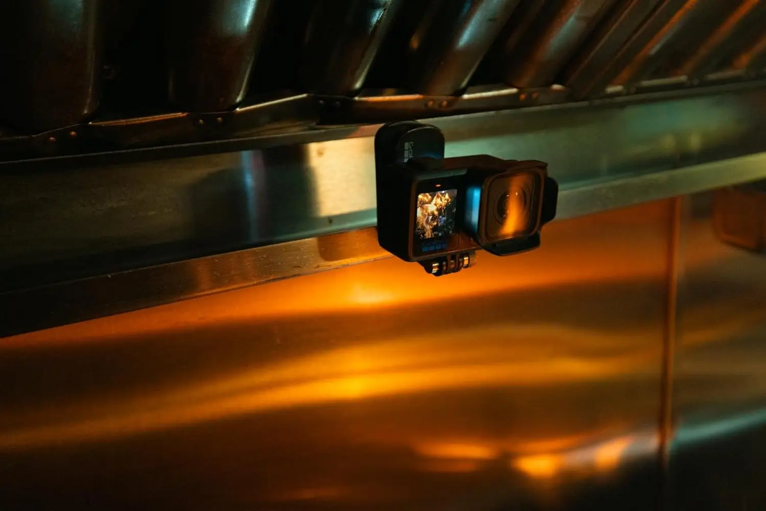 MISSION 1 PRO camera feature view