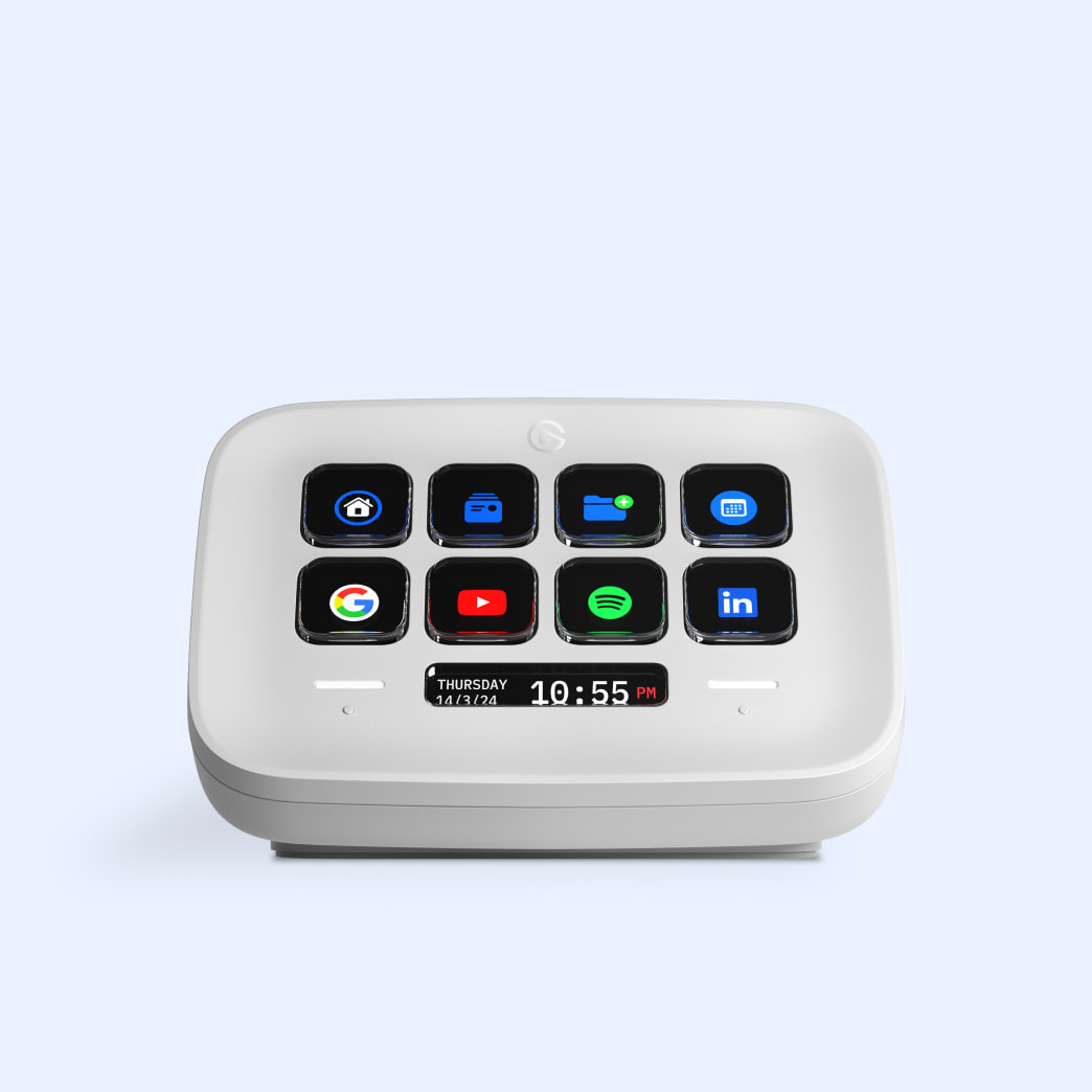 Elgato Stream Deck Neo with eight LCD keys, Infobar and Touch Points