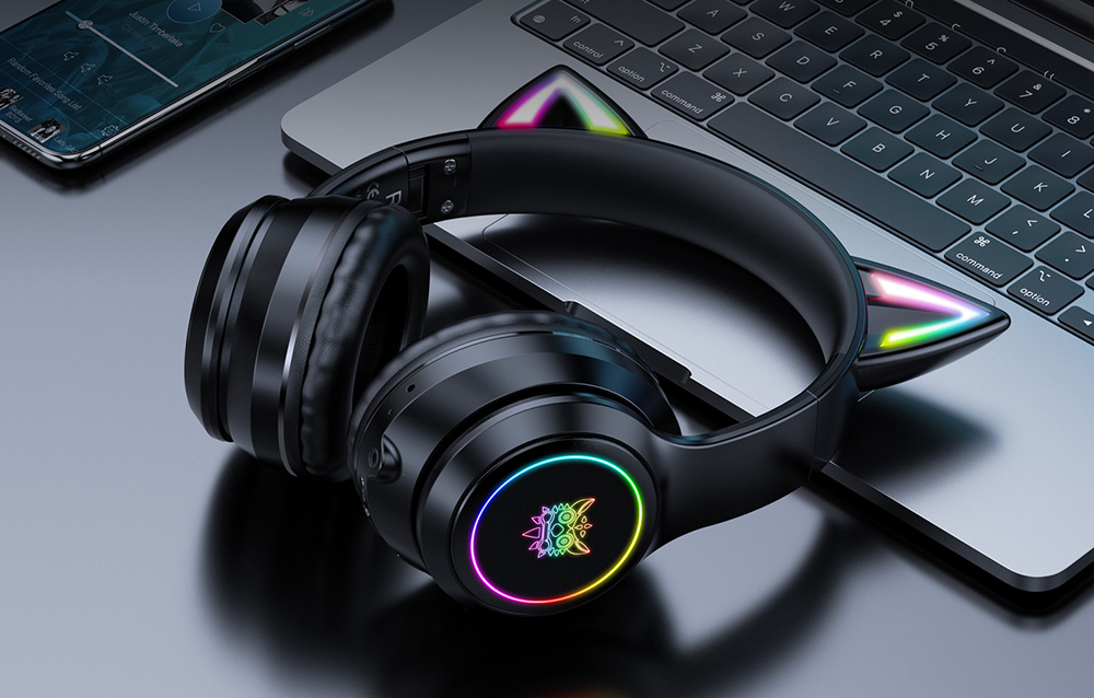 ONIKUMA B90 headphones with illuminated cat ears and colourful earcup lighting