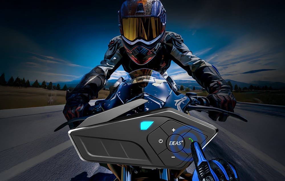 Motorcyclist using the EJEAS E1PRO helmet-mounted Bluetooth headset