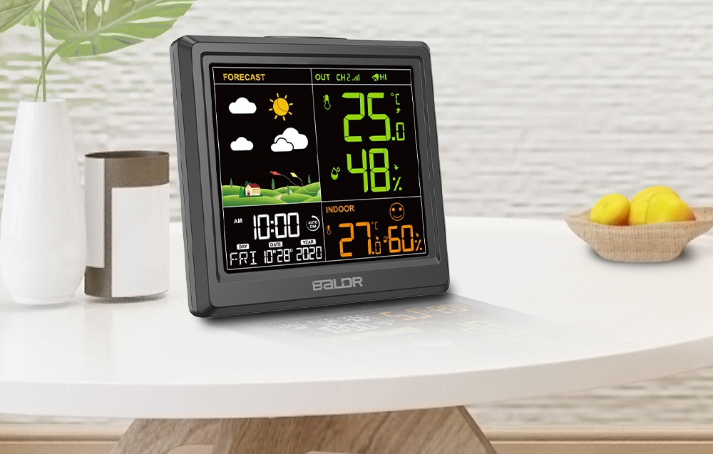 BALDR weather station displaying indoor and outdoor climate information