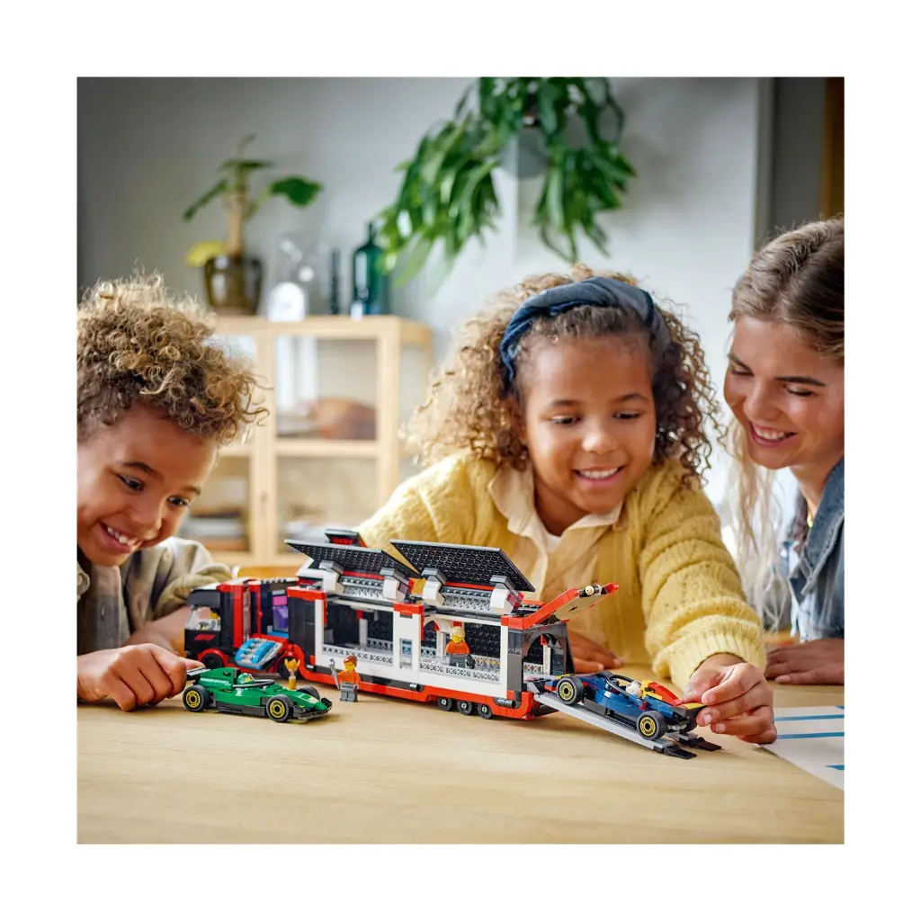  LEGO 60445 F1 Truck with RB20 & AMR24 Cars (5).webp