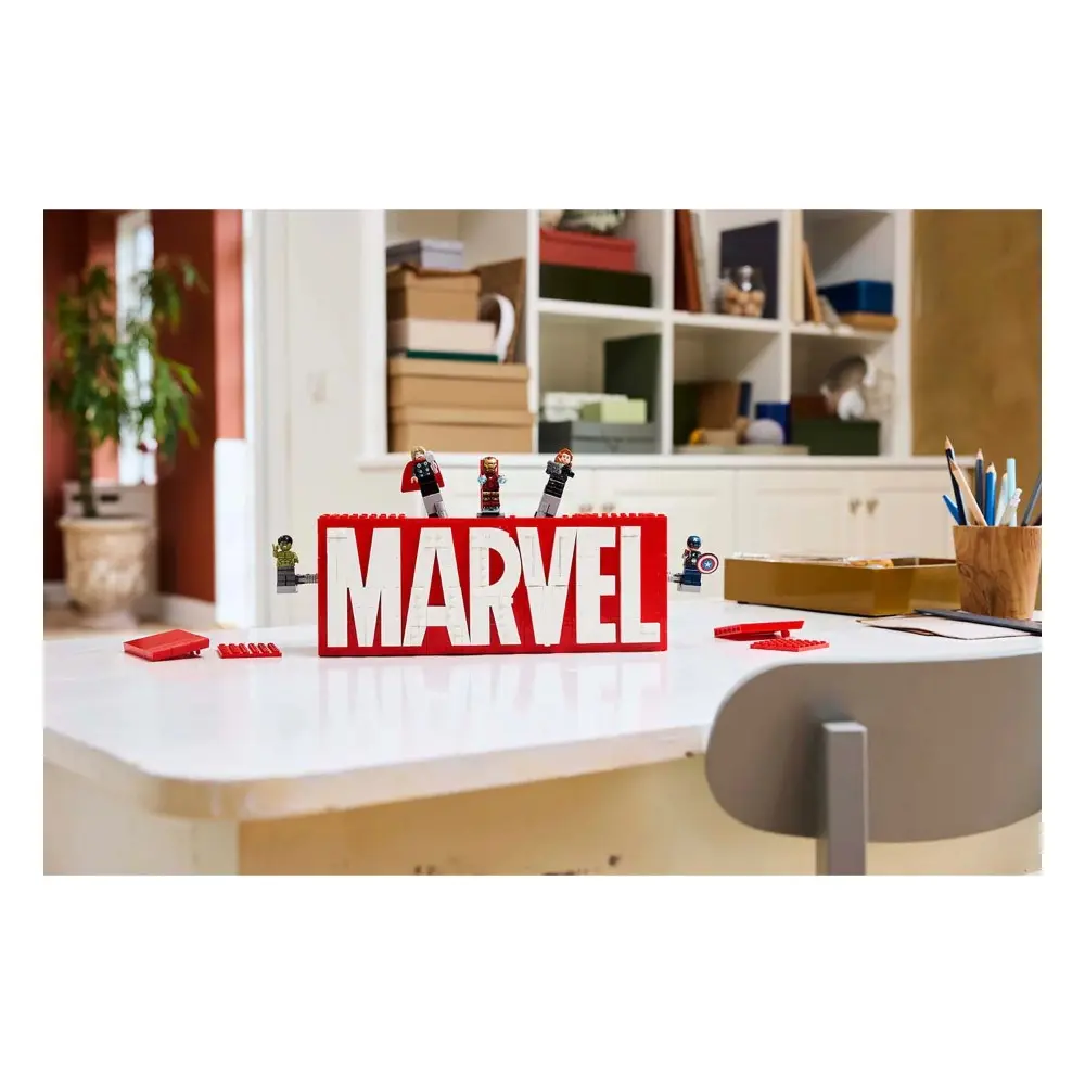 76313-Marvel-Logo-Minifigures-LE76313-3.webp