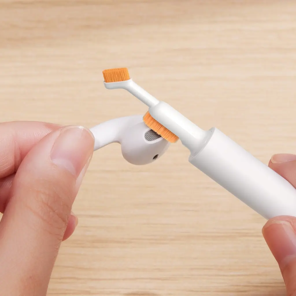 cleaningbrush3.webp
