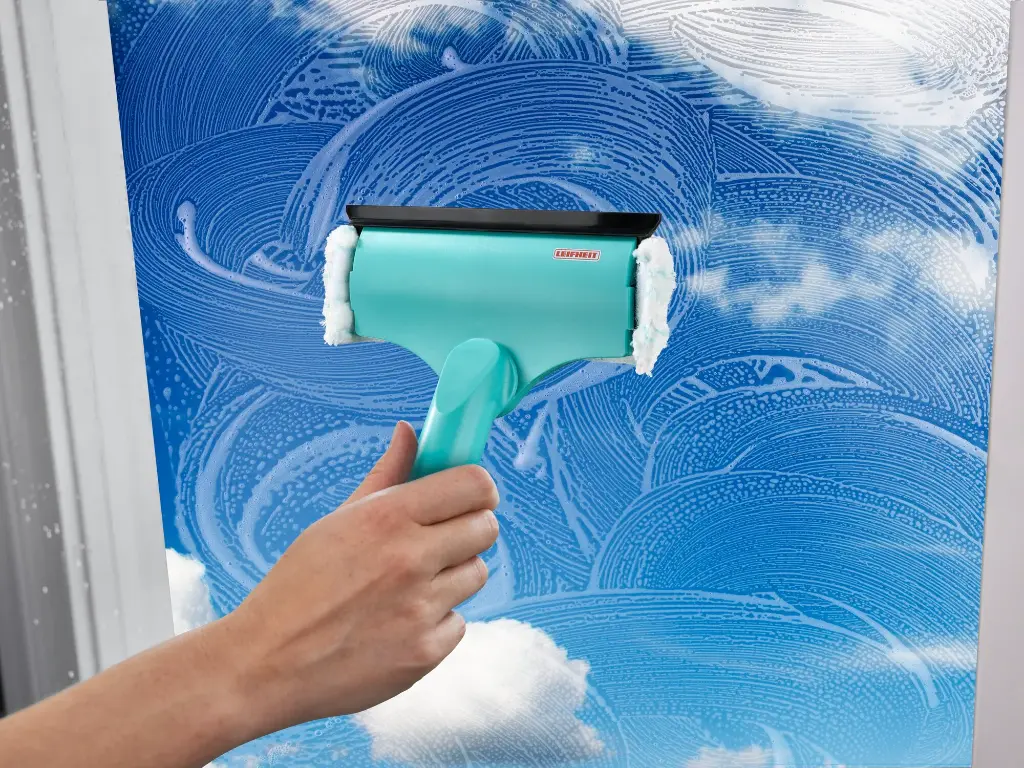 51127-3in1-Mini-Fenster-und-Rahmenwischer-Anwendung-003-287802.webp