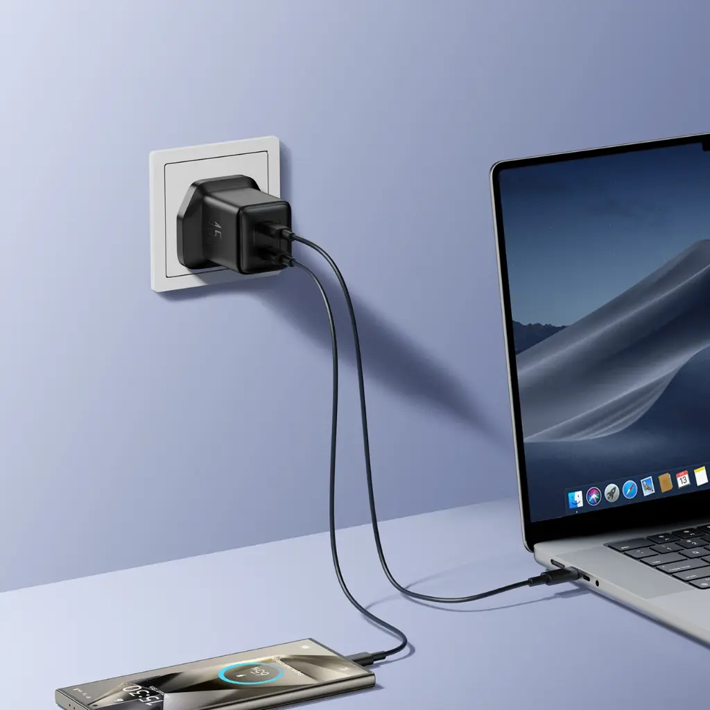 eng_pl_Joyroom-JR-TCG17-45W-2-x-USB-C-wall-charger-UK-plug-black-195885_5.webp