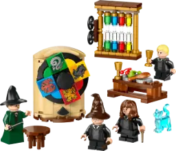 LEGO 76460 Hogwarts Castle: Sorting Hat Ceremony
